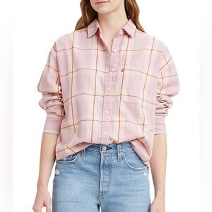 🩷5/$25🩷Levi's Pink Buttondown